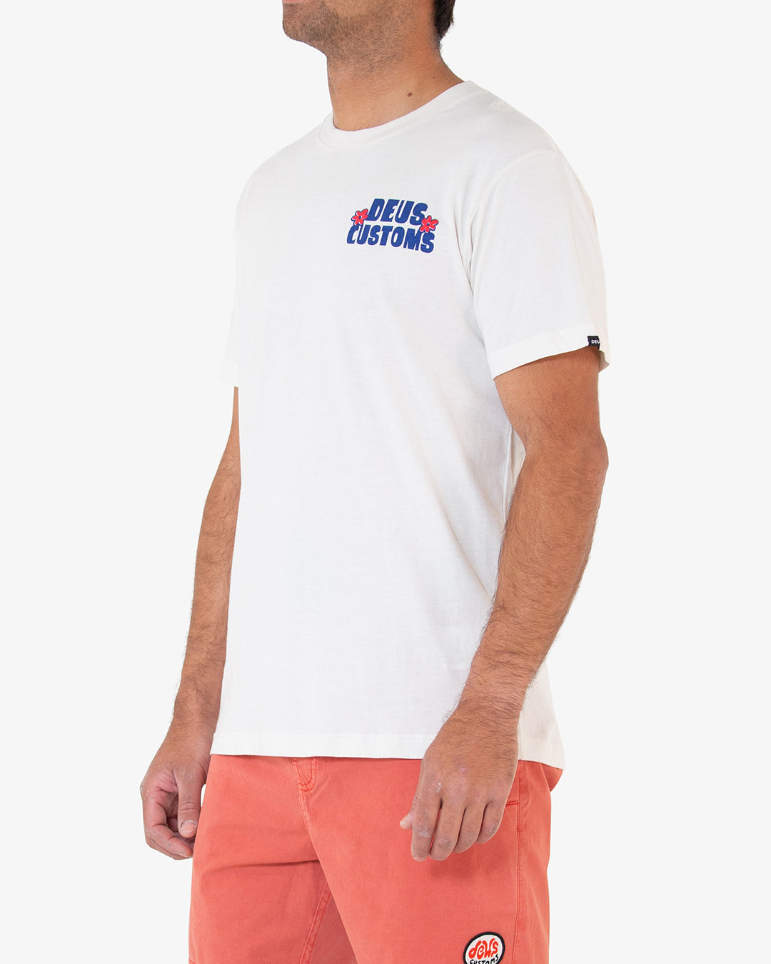 DMS2011411D.DRIFTERTEE.VINTAGEWHITE.2_1080x1350.jpg