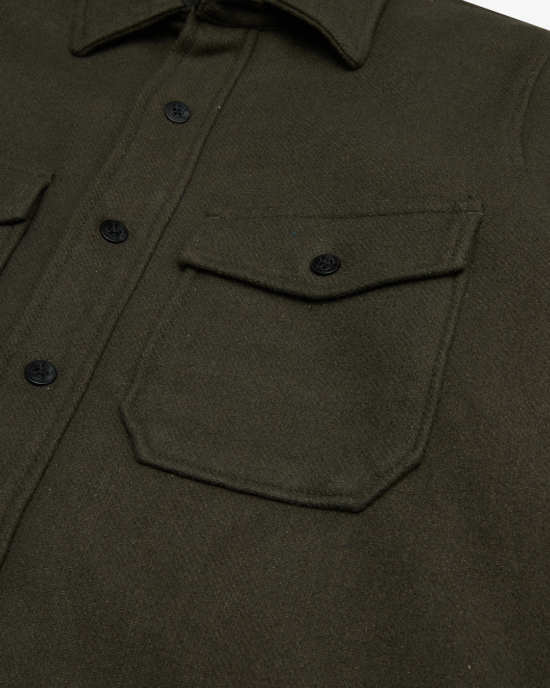 DMF225353.C.p.o Overshirt.Olive.6.jpg