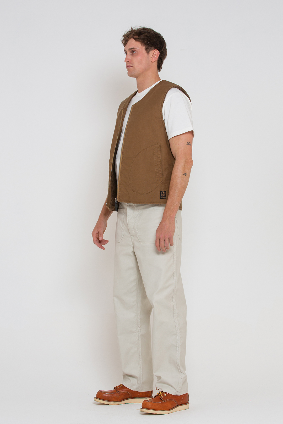 DMF226476.Naval Deck Vest.Tan.2.jpg