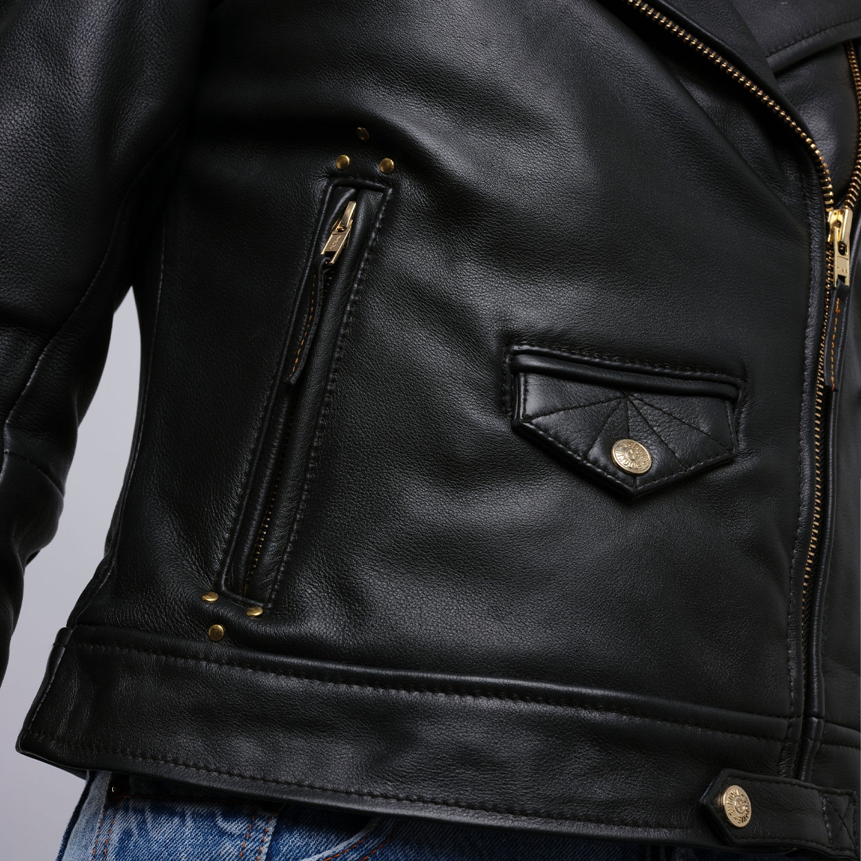 110-Black-919.jpg