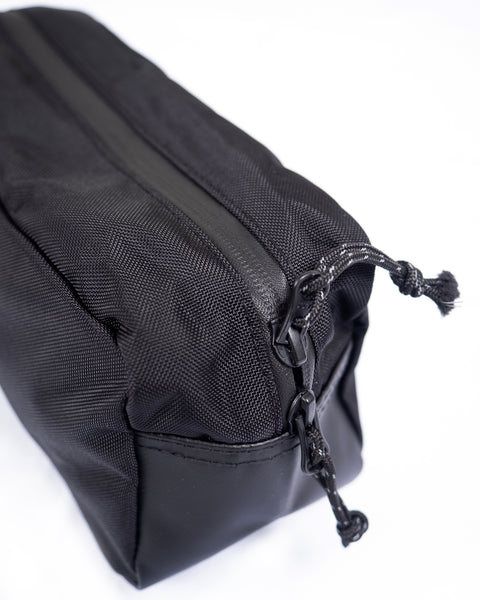 ShorelineWashBag_Black_5.jpg