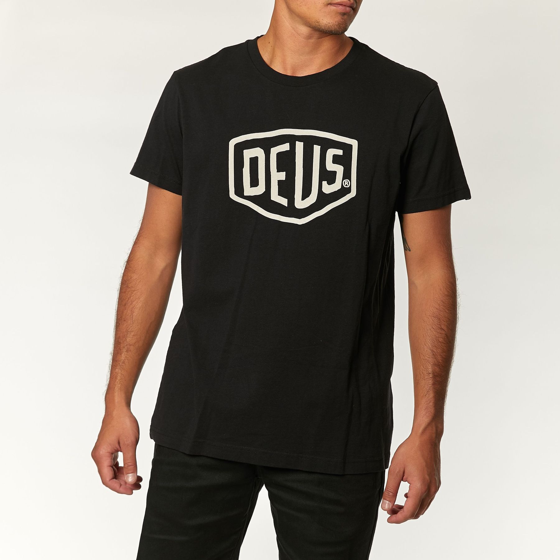 DEUS2859_1800x1800.jpg