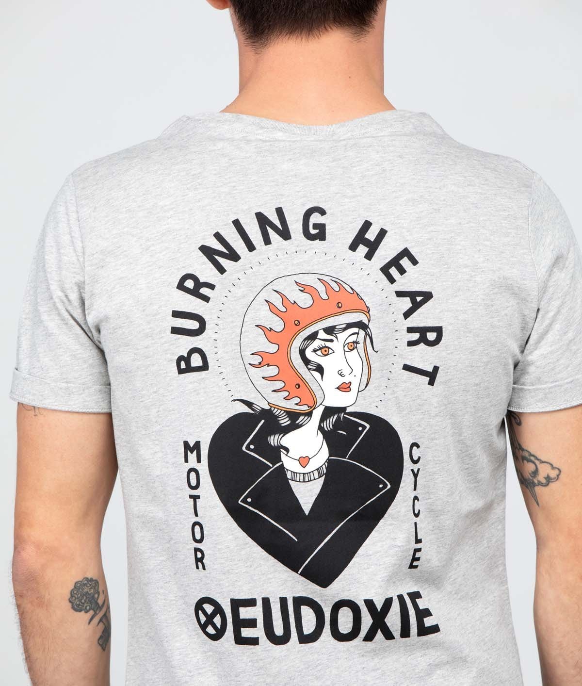Eudoxie Marie Loose Grey T-Shirt - Medium - Bild 4