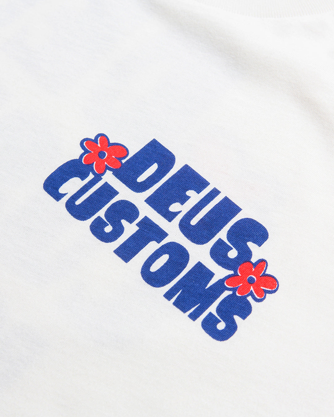 DMS2011411D.DRIFTERTEE.VINTAGEWHITE.6_1080x1350.jpg