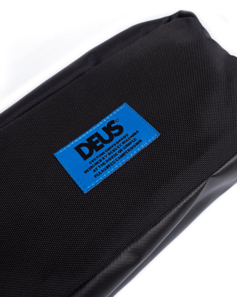 ShorelineWashBag_Black_7.jpg