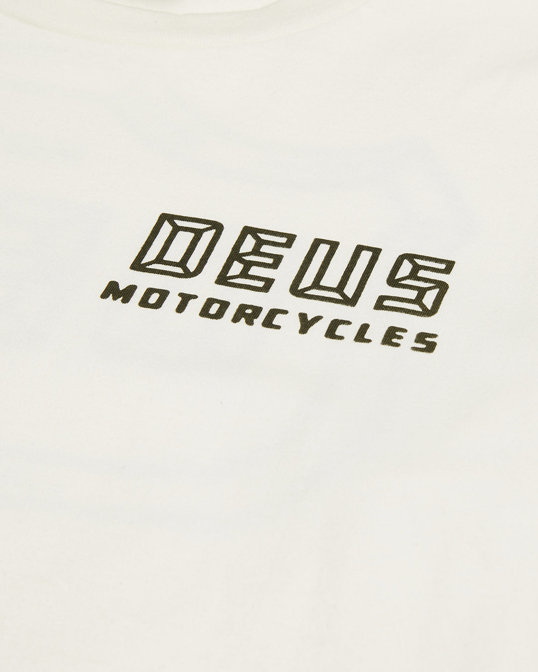 DMF221427.QuartersLsTee.VintageWhite.6_1080x1350.jpg