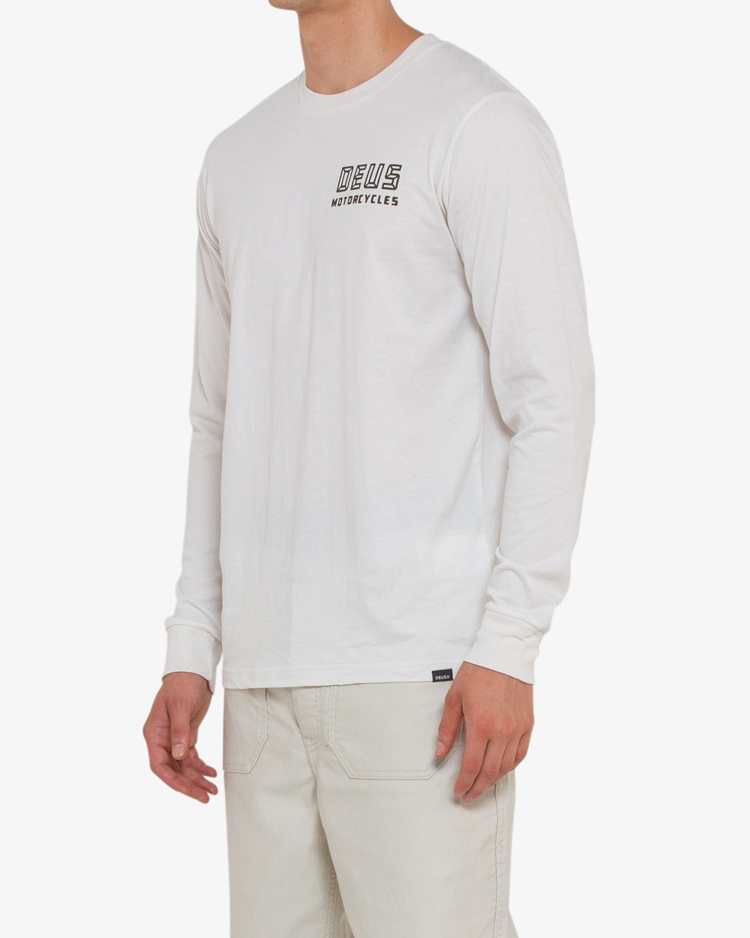 DMF221427.QuartersLsTee.VintageWhite.2_1080x1350.jpg