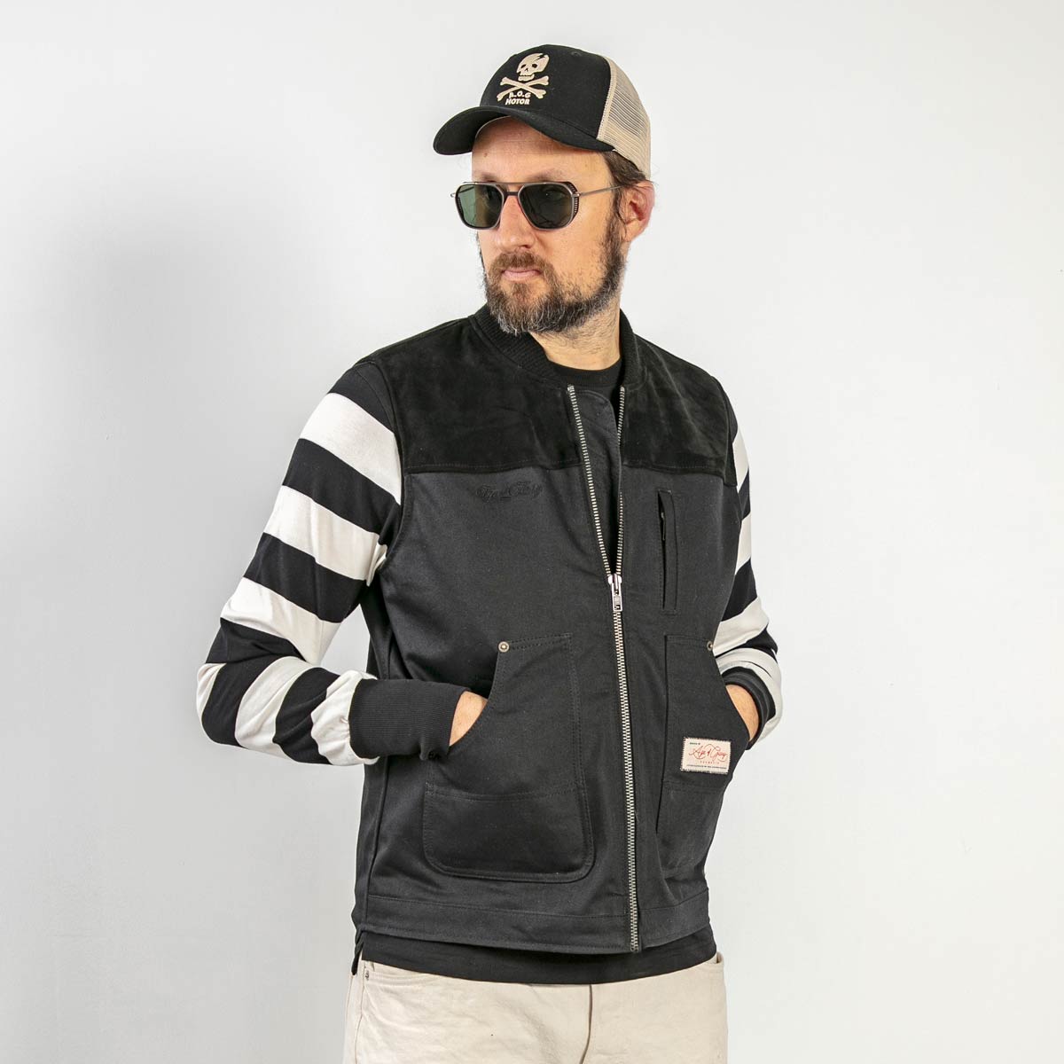 ageofglory-cabinvest-black2.jpg