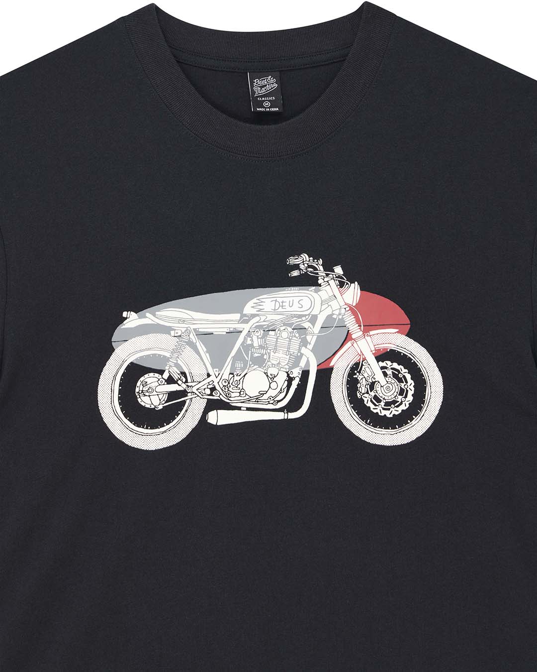DEUS_DroversDogTee_Black_03.jpeg