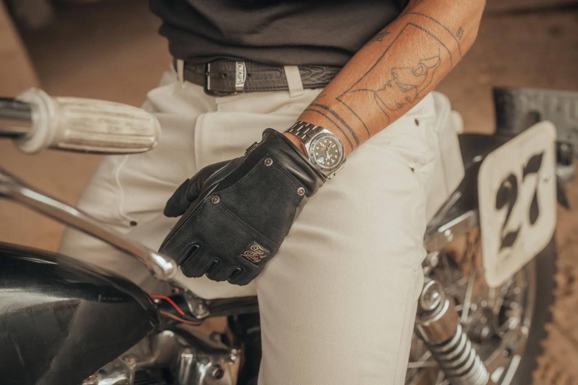 CrafterGloves_Black_04.jpg