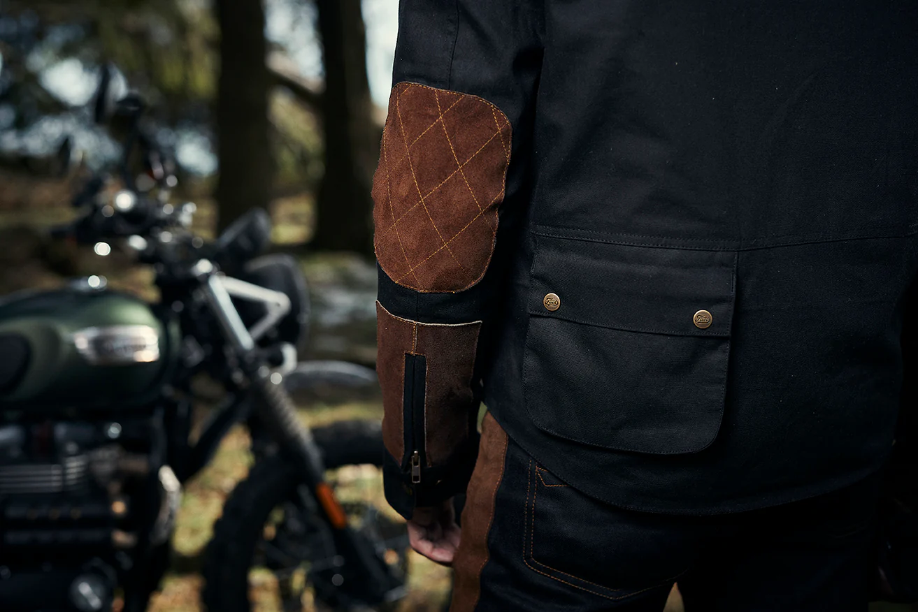 Fuel_DivisionJacket_Black_12.jpg