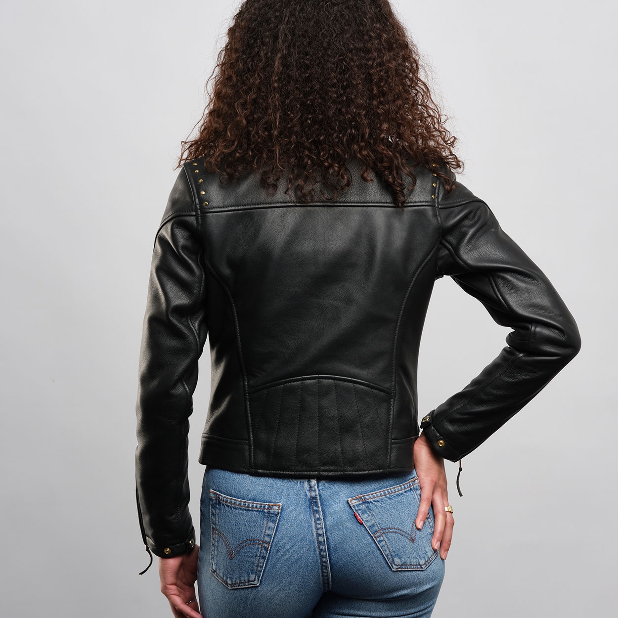 110-Black-918.jpg