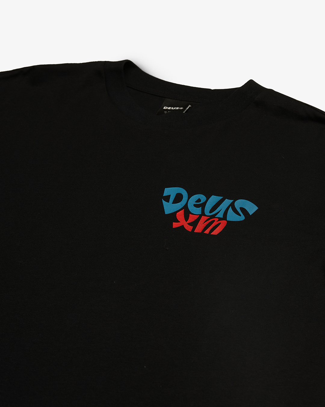 DMF231011B.Tables Tee.Black.3 (1).jpg