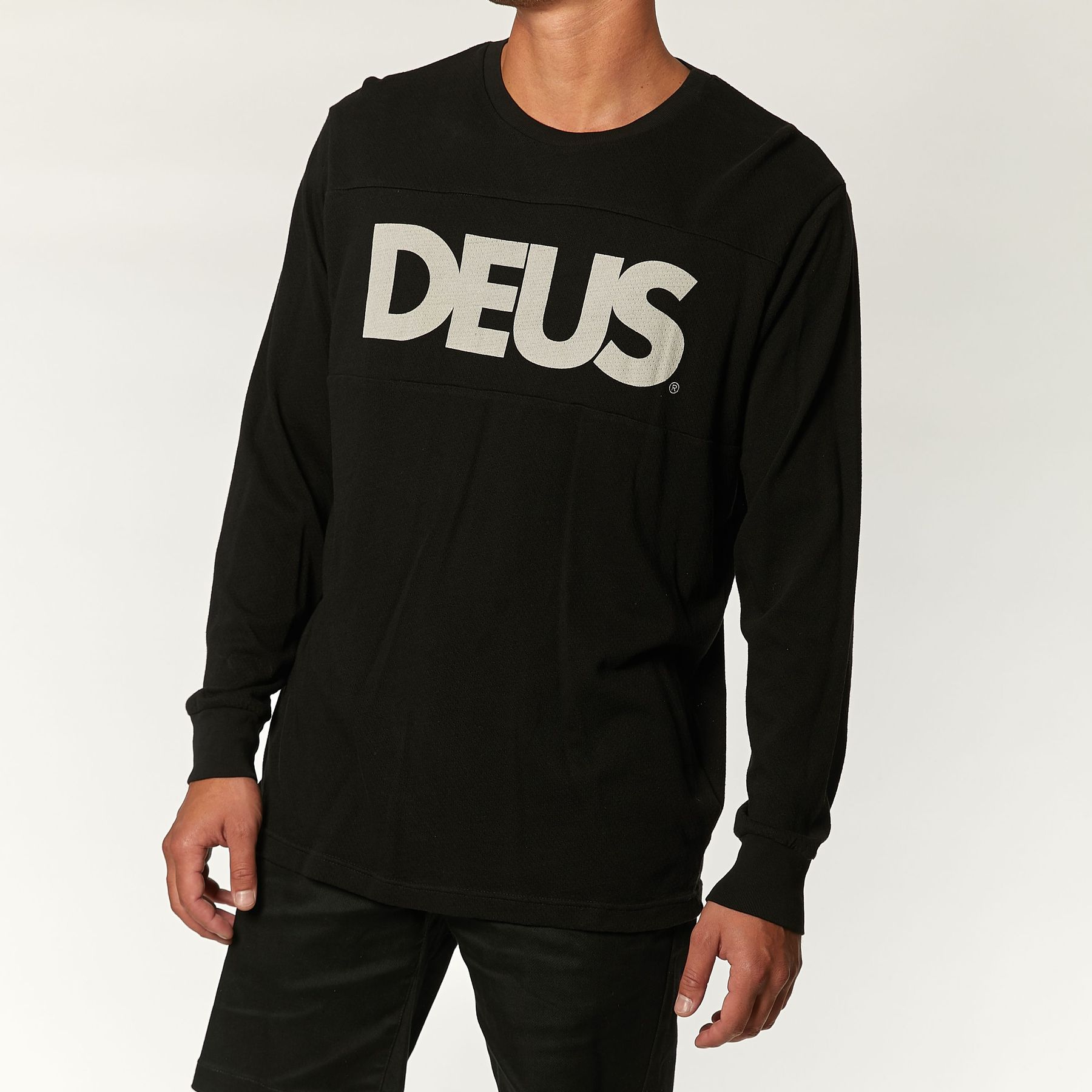 DEUS2929_1800x1800.jpg