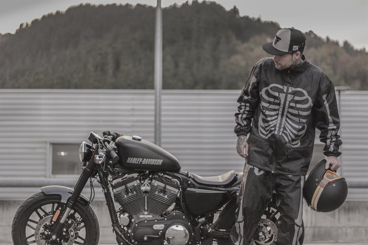 FUEL "Day of the dead" Rain suit - Medium - Bild 6